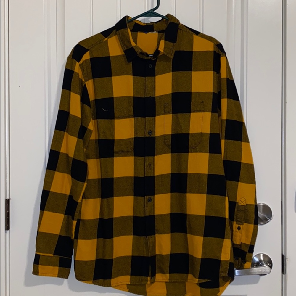 H&M Black/Gold Flannel